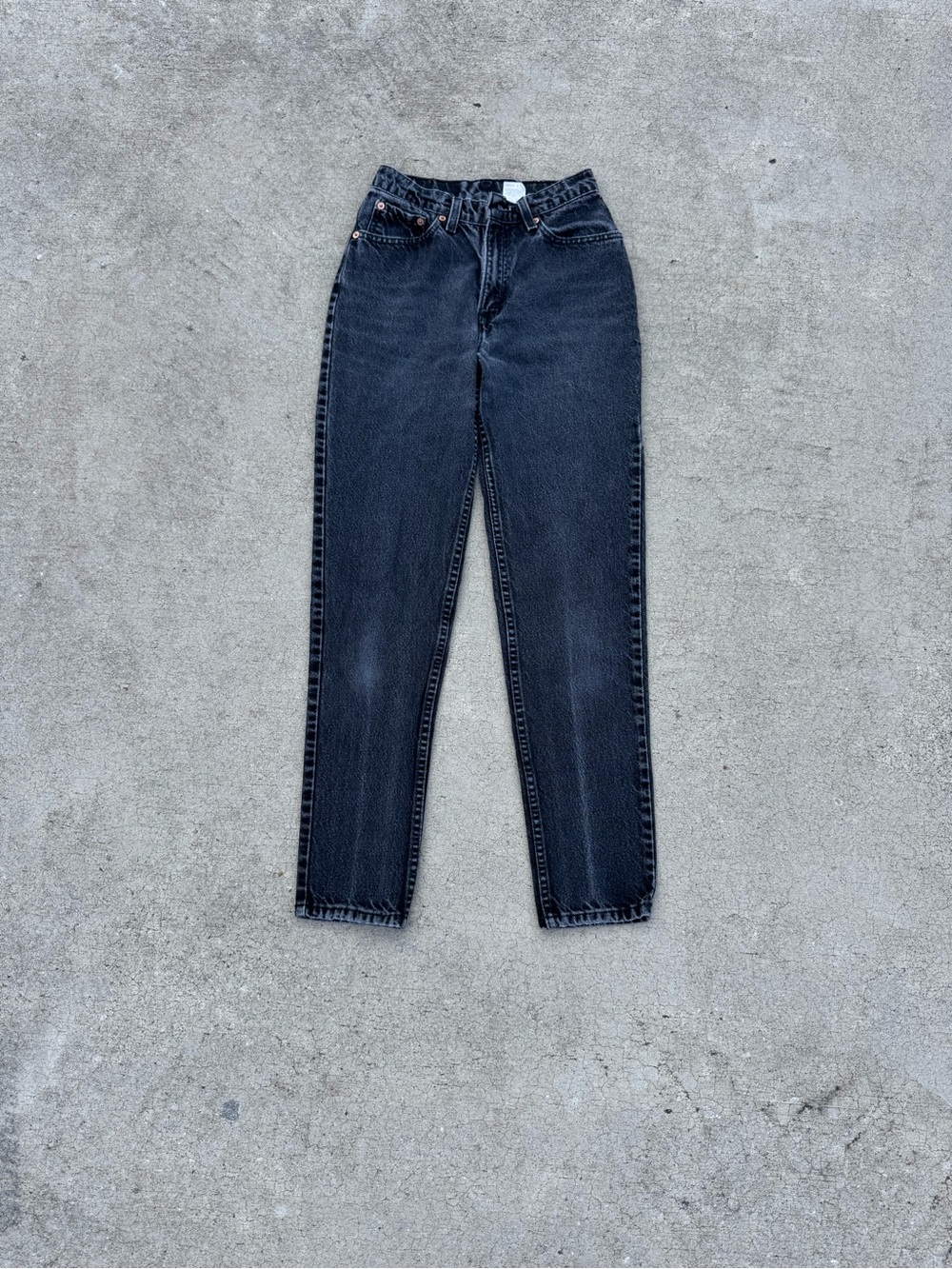 Vintage 550 Women's Levi’s mid-Rise Black Jeans